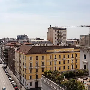 The Blue Nest With A View - 7th Floor- Via Palestrina Milan